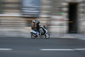 Photo Walk: Louvre Traffic